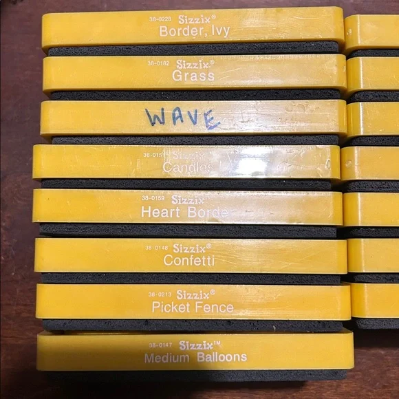 Sizzix Bundle of Yellow Dies - Picture 2 of 11